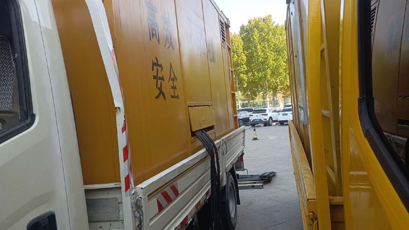 甘泉如何判断柴油发电机组和UPS电源的切换时间是否符合要求？