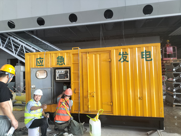 甘泉怎样判断空气滤清器是否需要更换？